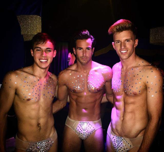 640px x 592px - Half Windsor Full Throttle: Broadway Bares - Fighting a ...