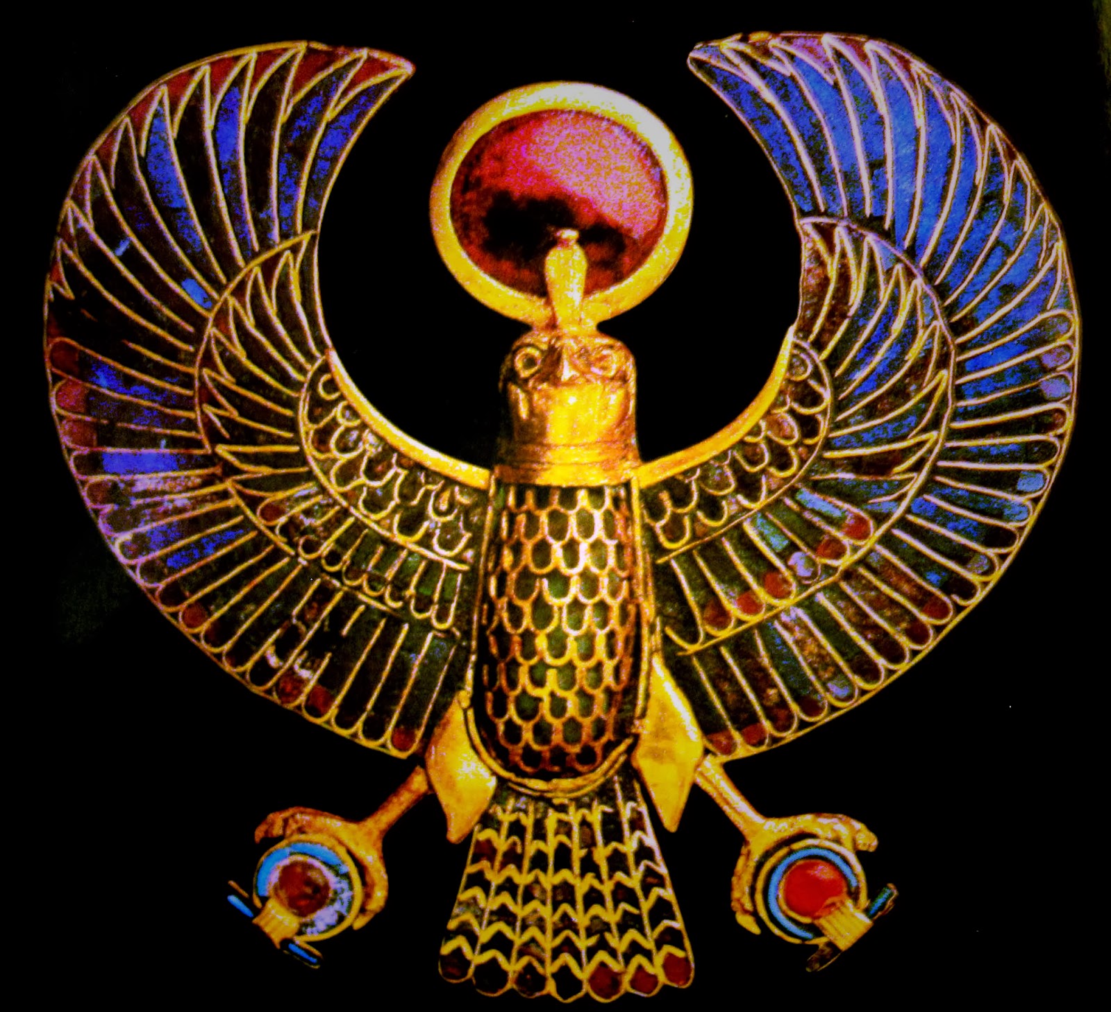 Бог украсил. Ра древнеегипетский символ. Символ Амон ра Бога солнца. Бог ра в древнем Египте. Амулет древний Египет Исида.