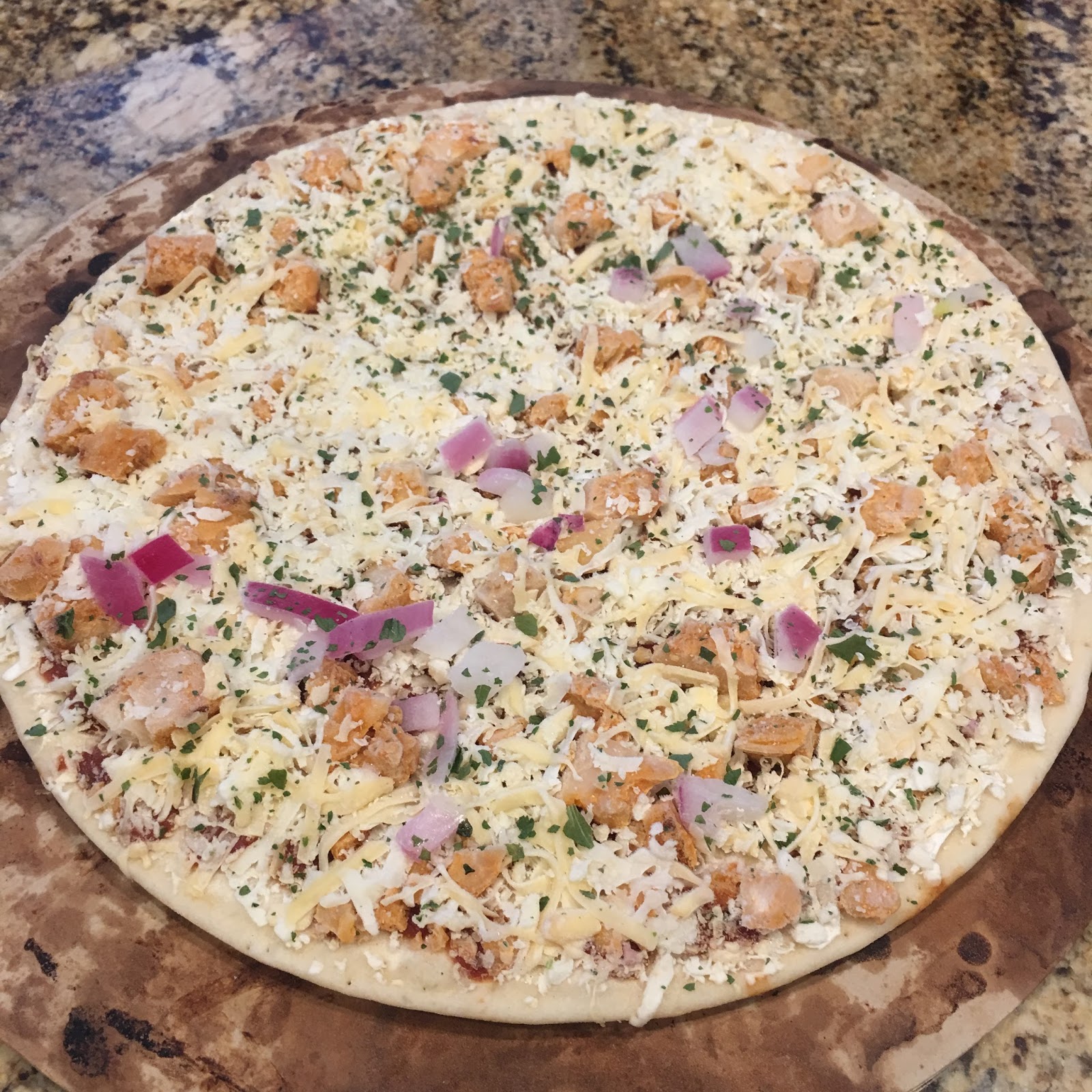 GREAT EATS HAWAII CALIFORNIA PIZZA KITCHEN BBQ CHICKEN PIZZA