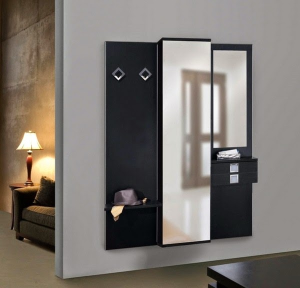 Shoe cabinet with mirror for more shine in the apartment
