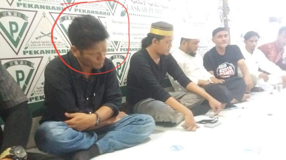 Rumah Tangga Sedang Kalut, Boyok Malah Hina UAS dengan Sebutan "Dajjal" Akhirnya Nasibnya Begini... Rumah Tangga Sedang Kalut, Boyok Malah Hina UAS dengan Sebutan "Dajjal" Akhirnya Nasibnya Begini...