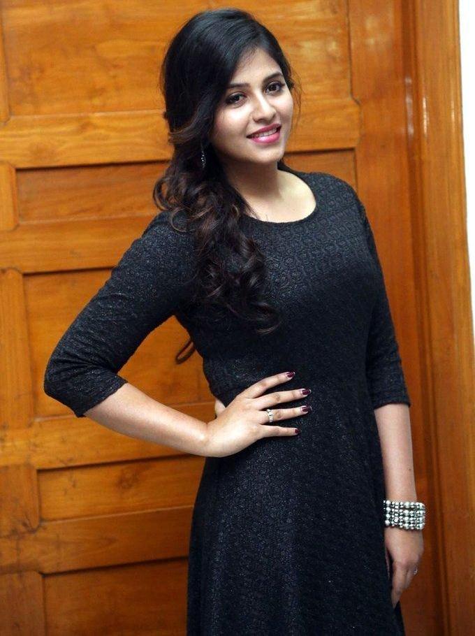 Anjali Photos At Movie Success Meet In Black Dress