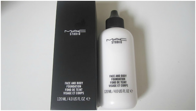 MAC Face and Body Foundation in 'White' 120 ml