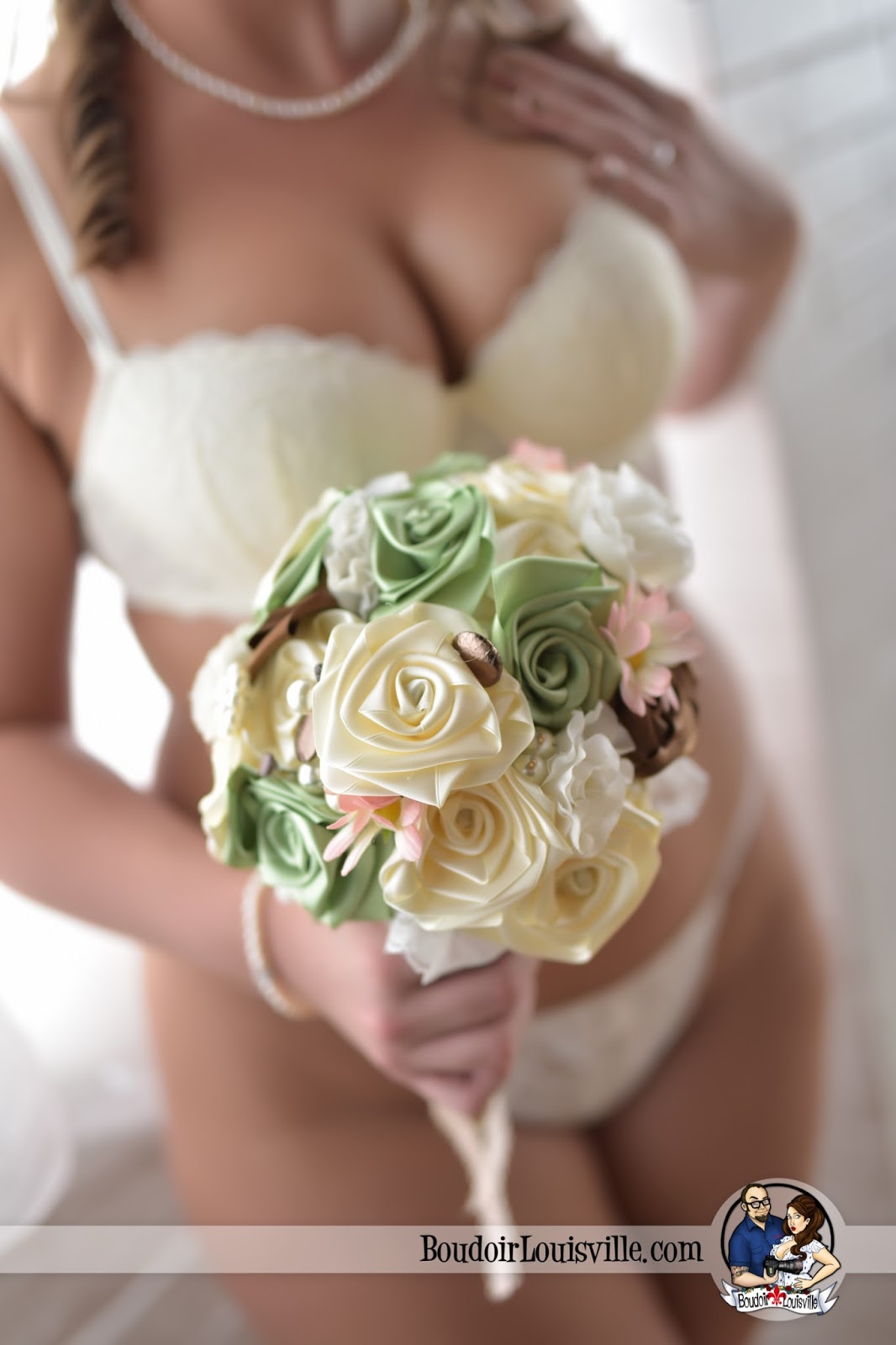 Louisville Boudoir And Pinup Photographers Photos Make The What About A Unique Gift Idea For The Person Who Has Everything Anniversary Birthday Etc There Really Isn T Bad Time To Receive Y Photos From Your