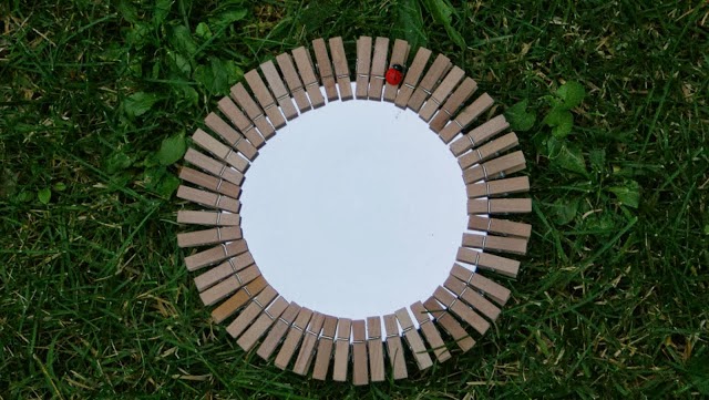 espejos,mano,mosaico,teselas,pinzas,pendientes,madera,tela,servilletas,