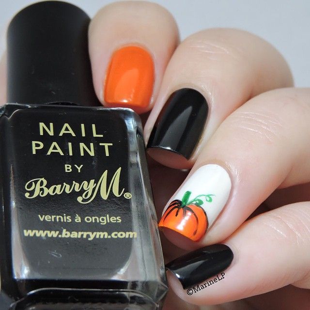 RETRO KIMMER'S BLOG: CLEVER NAIL ART FOR OCTOBER!