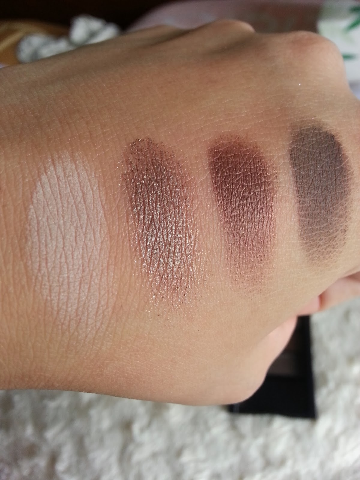 Beauty Makeup Etc Maybelline Expert Wear Eyeshadow Quads