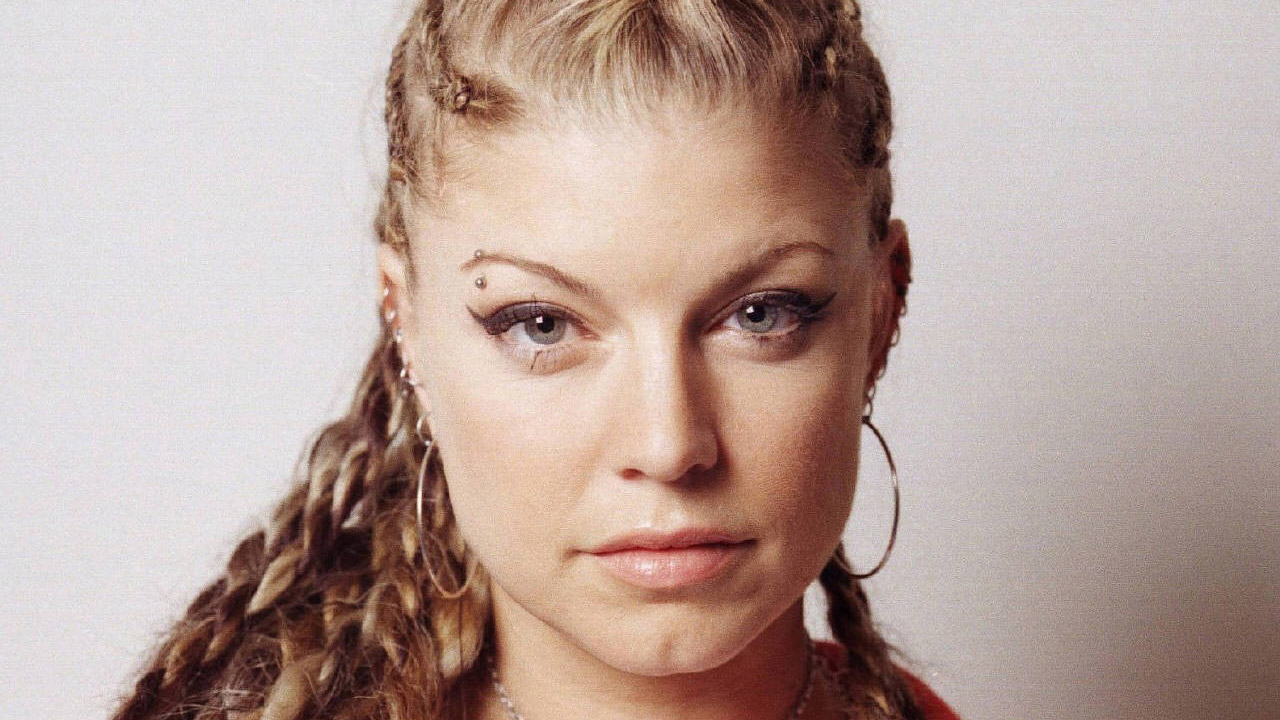 free hot wallpapers fergie free hot wallpapers fergie