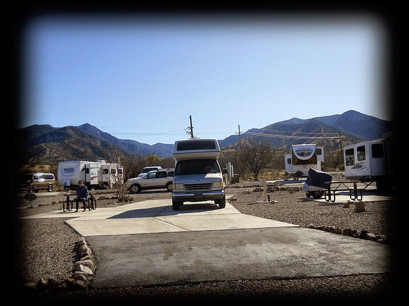 Liz's Blog of Art, Photographs, Family and Friends Apache Flats RV