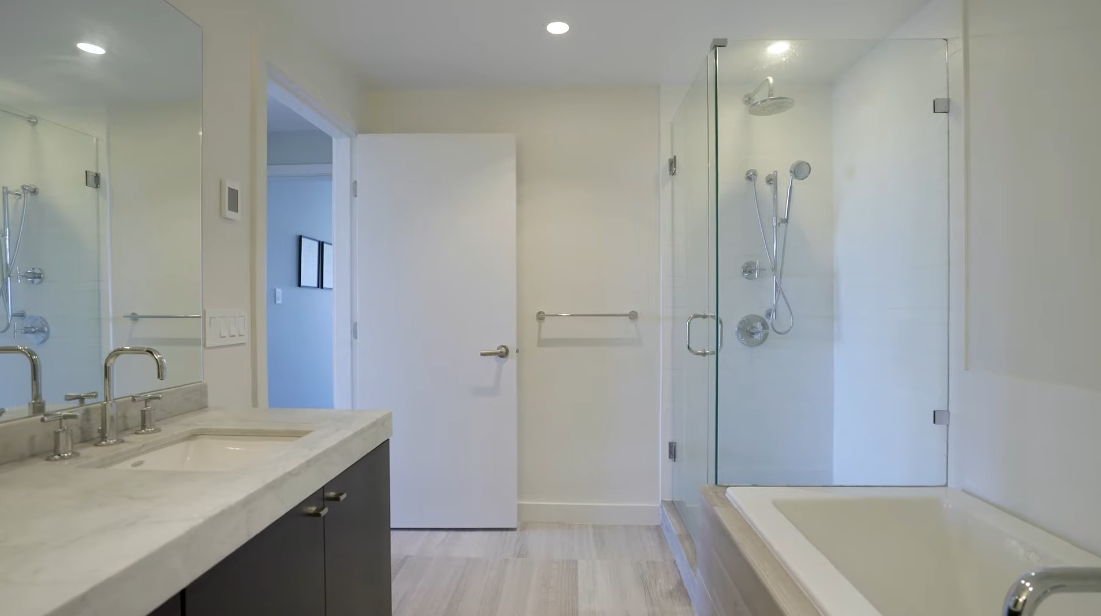 27 Interior Design Photos vs. 2107 Quebec St, Vancouver Luxury Penthouse Tour