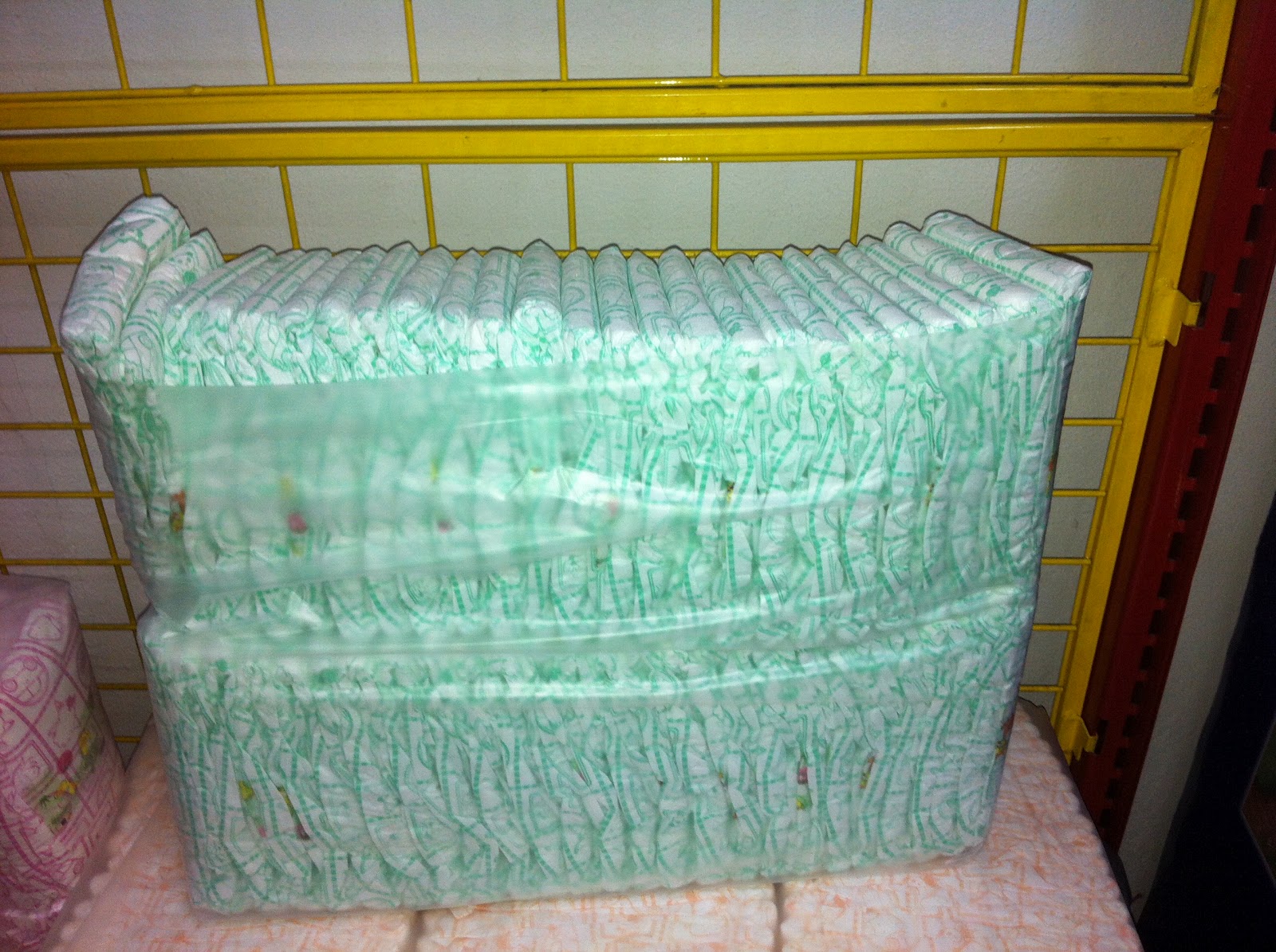 Ibu mengandung dan Bayi comel: BUNDLE DIAPERS (LAMPIN BAYI PAKAI BUANG