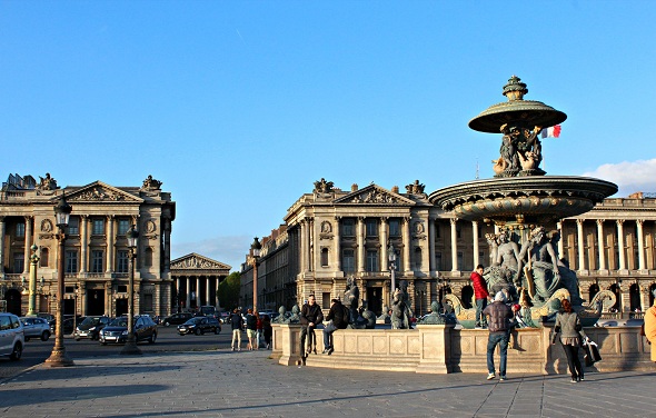 590x376-place-de-la-concorde-paris-france-europe