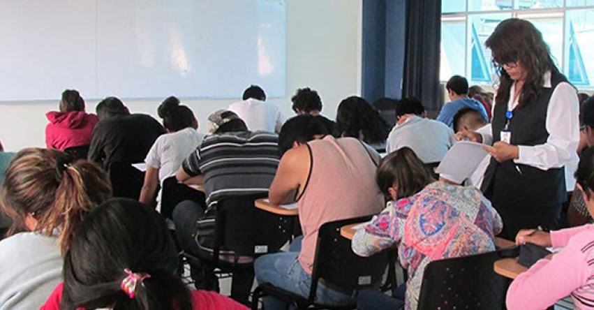 CEPRE UNAM: Resultados Primer Examen ciclo 2018-I (9 Diciembre) Centro Preuniversitario de la Universidad Nacional de Moquegua - www.unam.edu.pe CEPRE UNAM: Resultados Primer Examen ciclo 2018-I (9 Diciembre) Centro Preuniversitario de la Universidad Nacional de Moquegua - www.unam.edu.pe