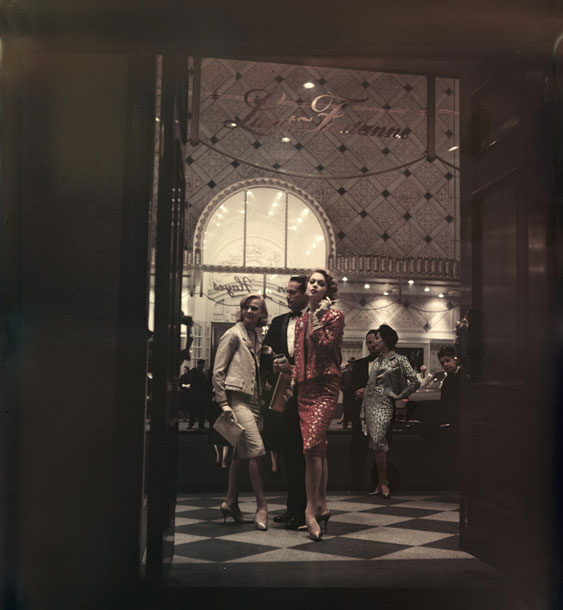 theater-evening-fashions-Gordon-Parks