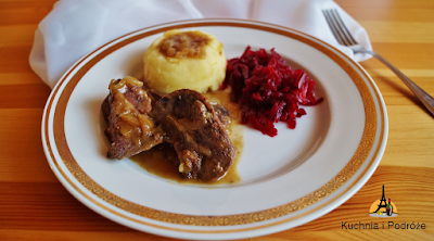 Wątróbka wieprzowa w sosie Wątróbka wieprzowa w sosie