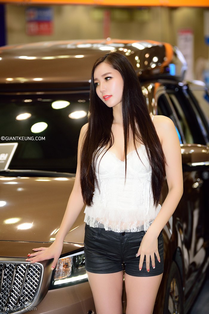 Lee Ji Min Beauty at the Seoul Motor Show 2017 (51 photos)