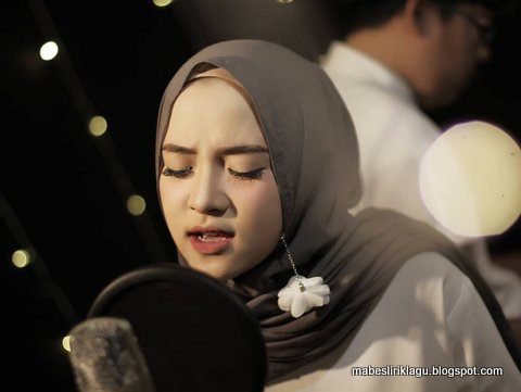 Nissa Sabyan - Deen Assalam Nissa Sabyan - Deen Assalam