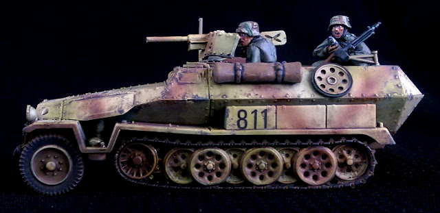 251/10 Command Halftrack 1/56 Panzer Lehr Command Half track 251/10 3.7mm Pak