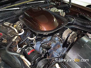 Under hood shot of a 1974 Super Duty 455 Formula with shaker.