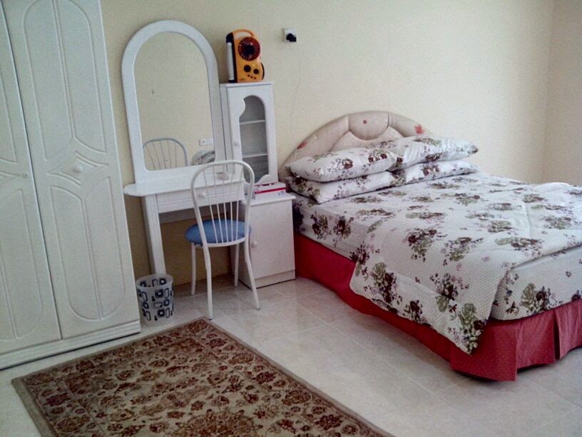 SAKIZA HOMESTAY JOHOR BAHRU Riviera Courtyard Homes ( Taman D Utama )