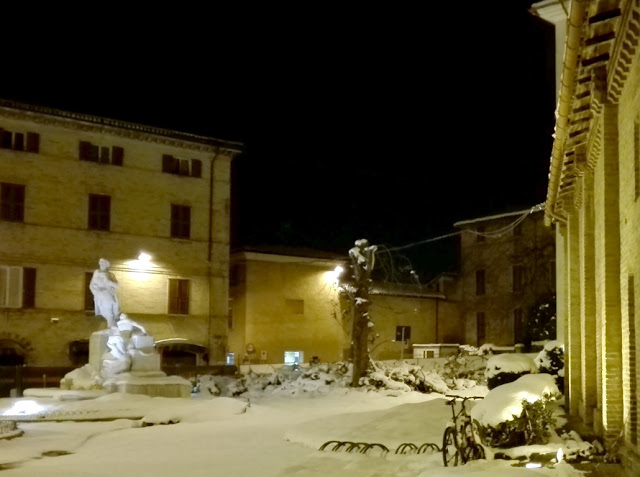 Jesi, Piazza Pergolesi