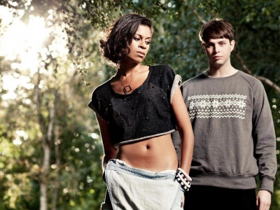 Biodata AlunaGeorge Biodata AlunaGeorge