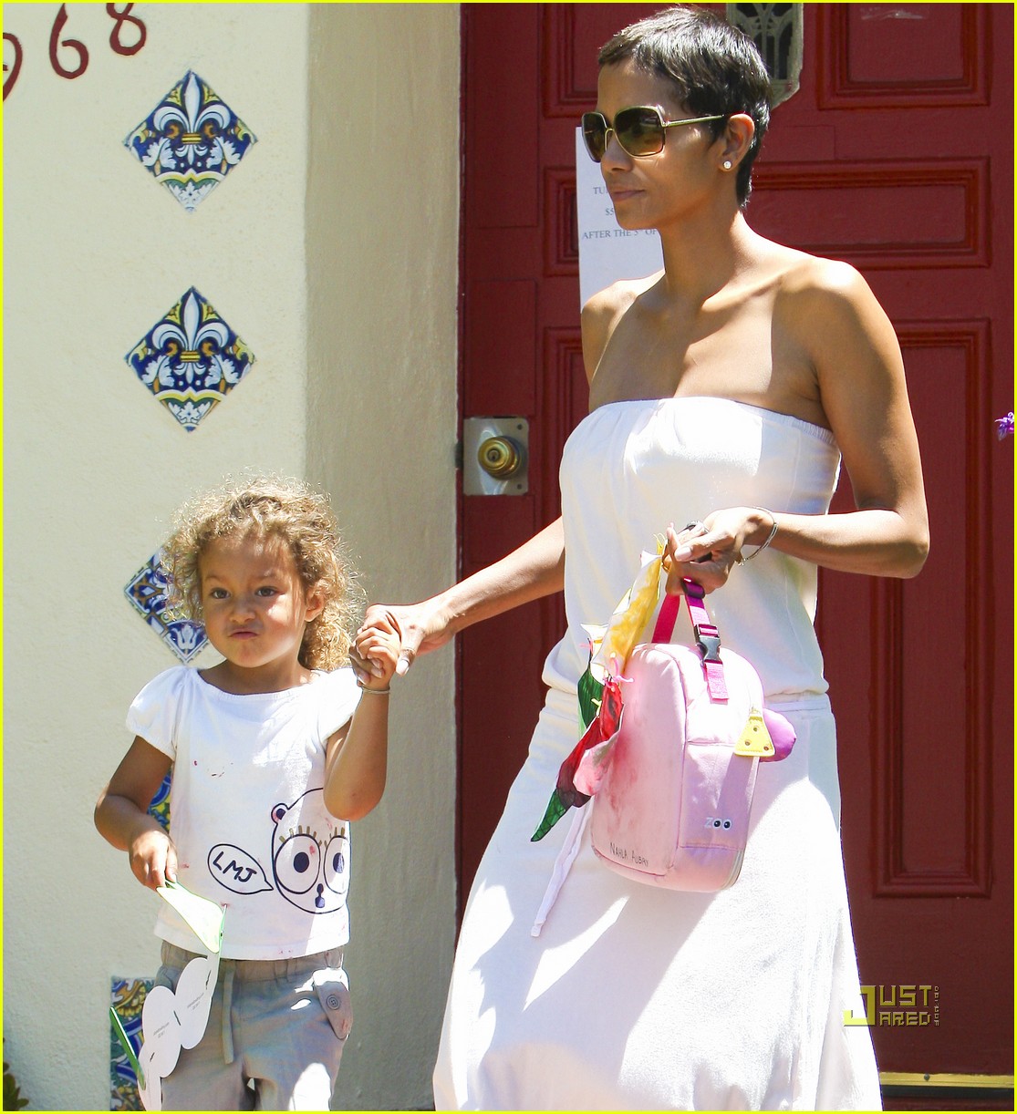 Miniature celebrity!: NAHLA ARIELA AUBRY