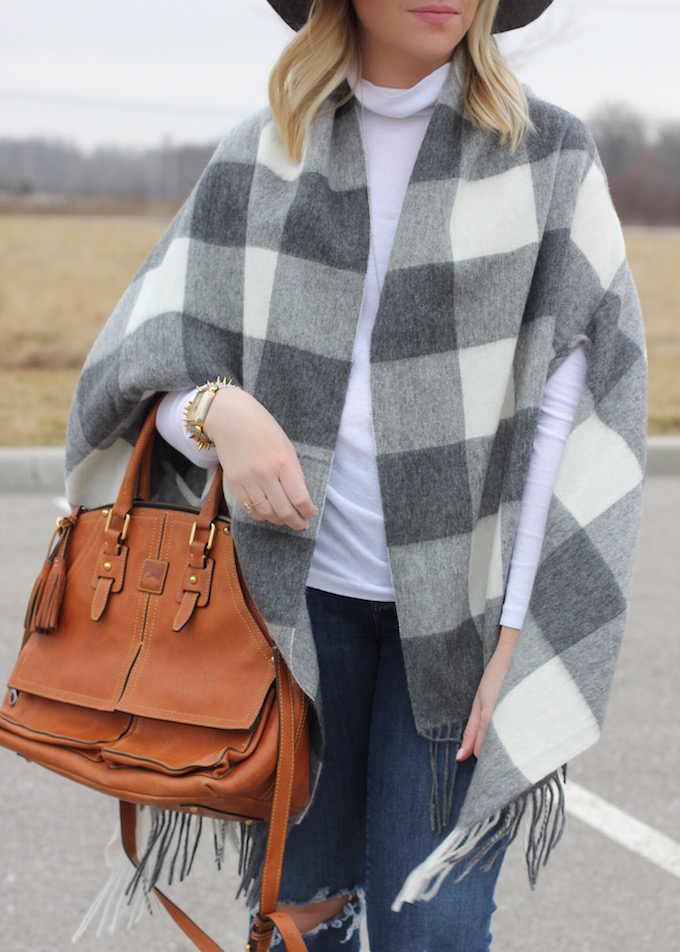 Stylin in St. Louis Capescarf…