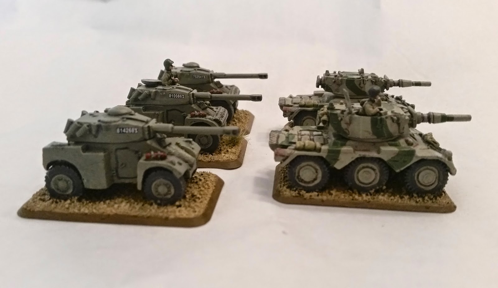 15mm miniatures, AML-90, Saladin, Armored Car, Six-Day War, Jordan, Israel, Flames of War. QRF