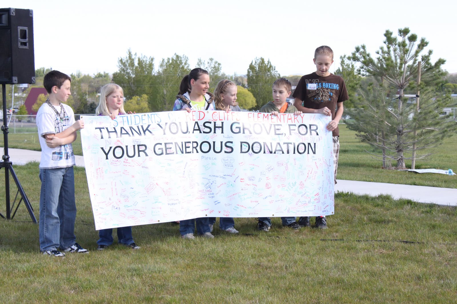 Red Cliffs Elementary Highlights from the Eagle Fun Run