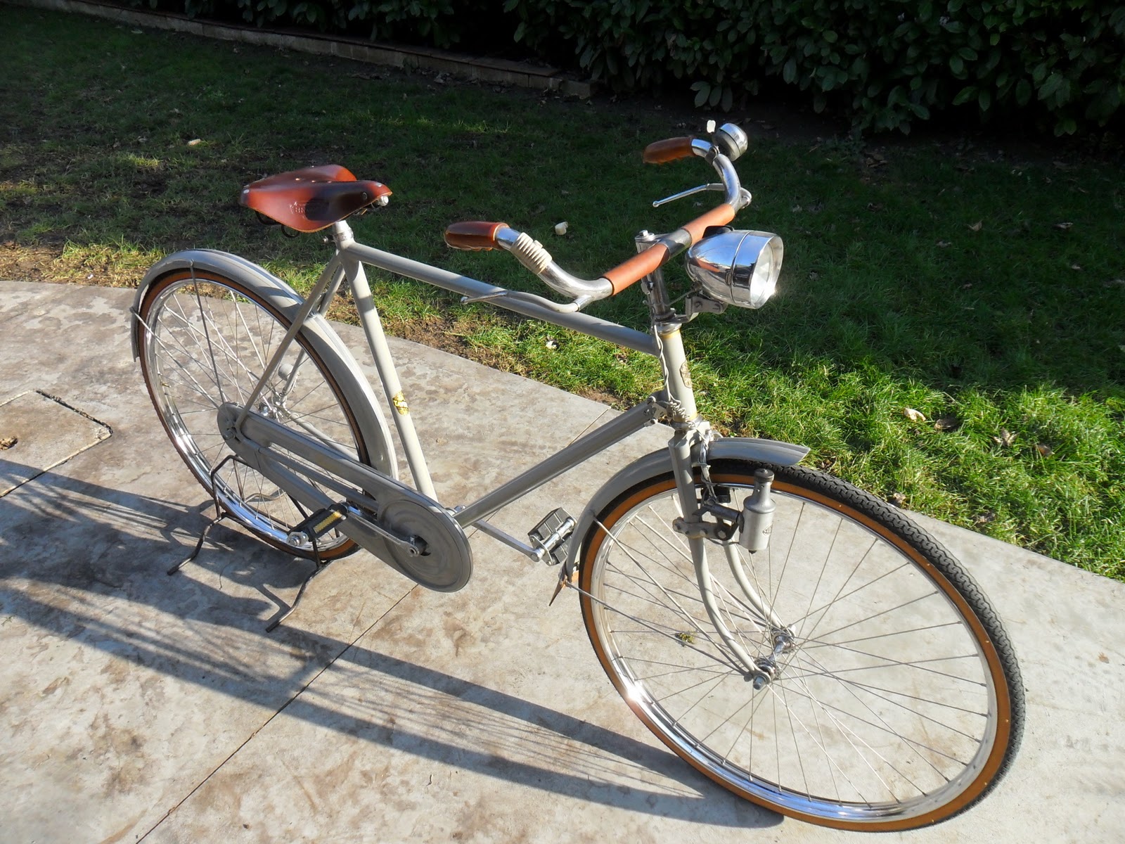 BICICLETTA Anni 30 LEGNANO MILANO RUOTE 28 BIKE BICI EPOCA CUOIO FRENI