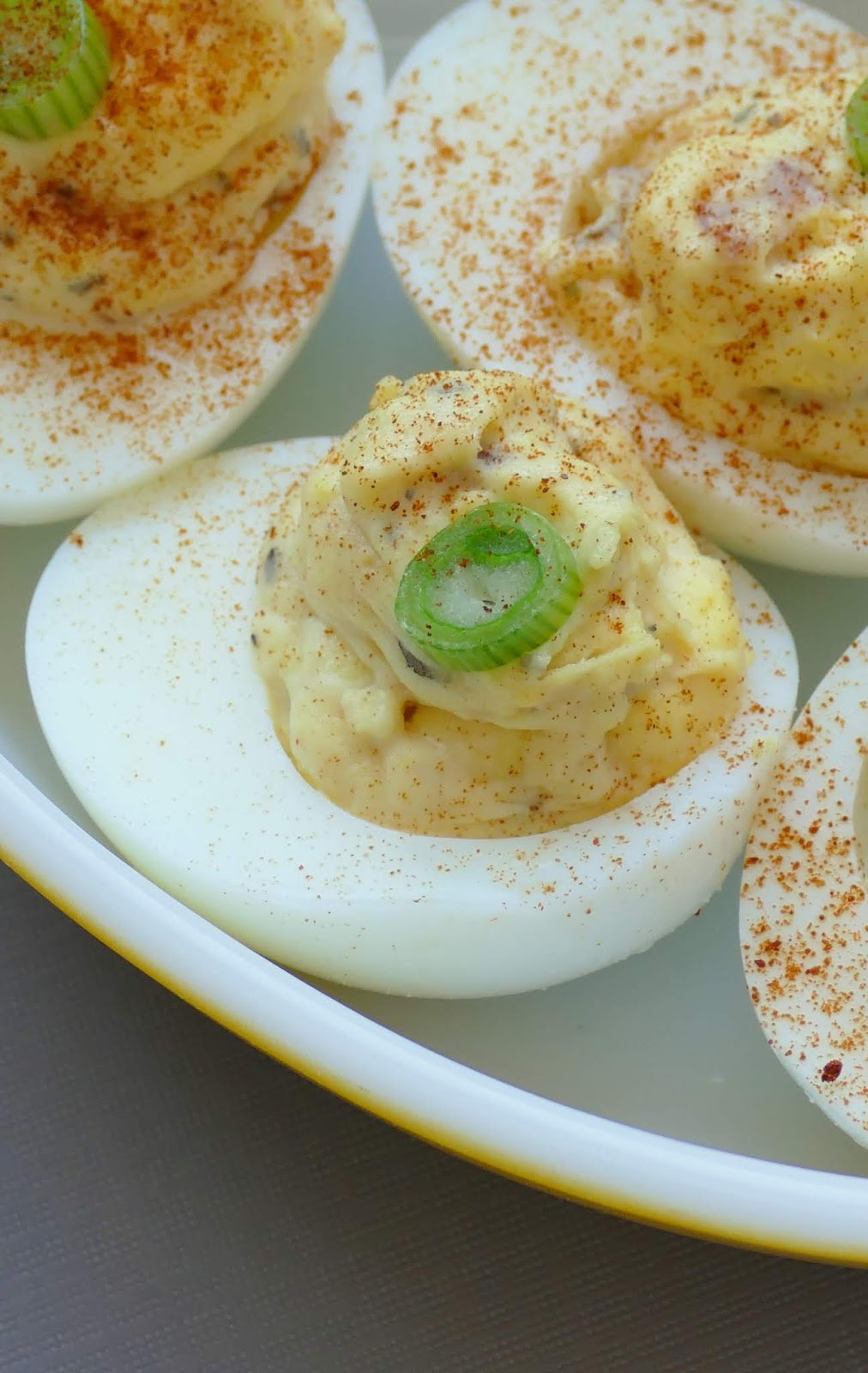 Easy Bacon Deviled Eggs Recipe