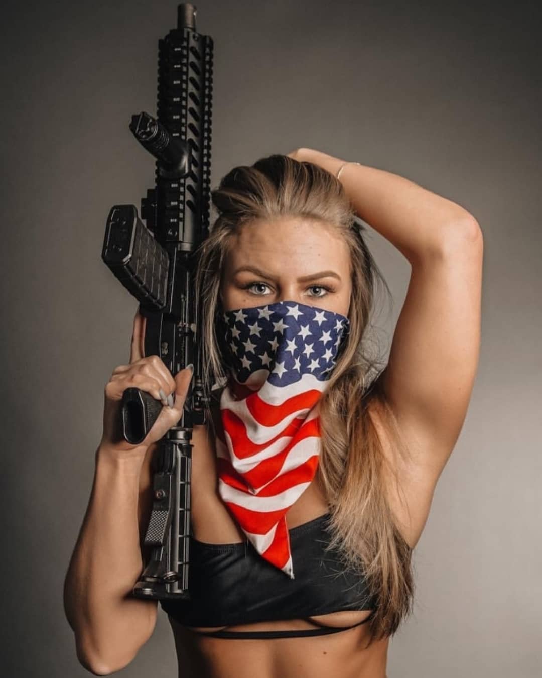Amazing WTF Facts: Sexy Girls And Guns Gallery