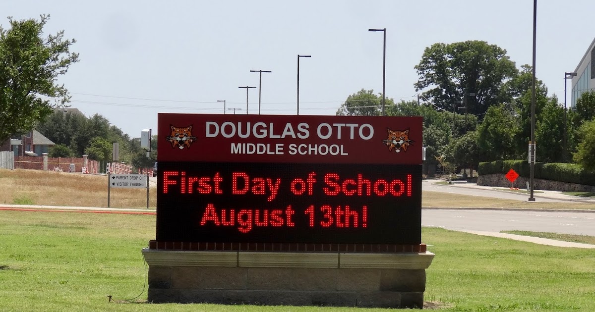 LED Signs Otto Middle School's New Electronic Digital LED Sign in