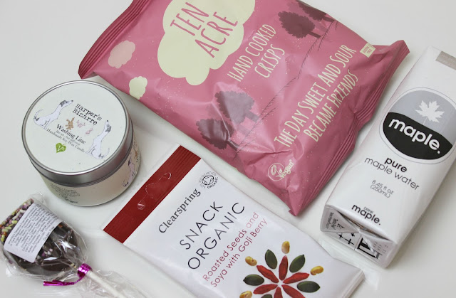A review of the July 2015 TheVeganKind box with vegan friendly food and home decor ideas