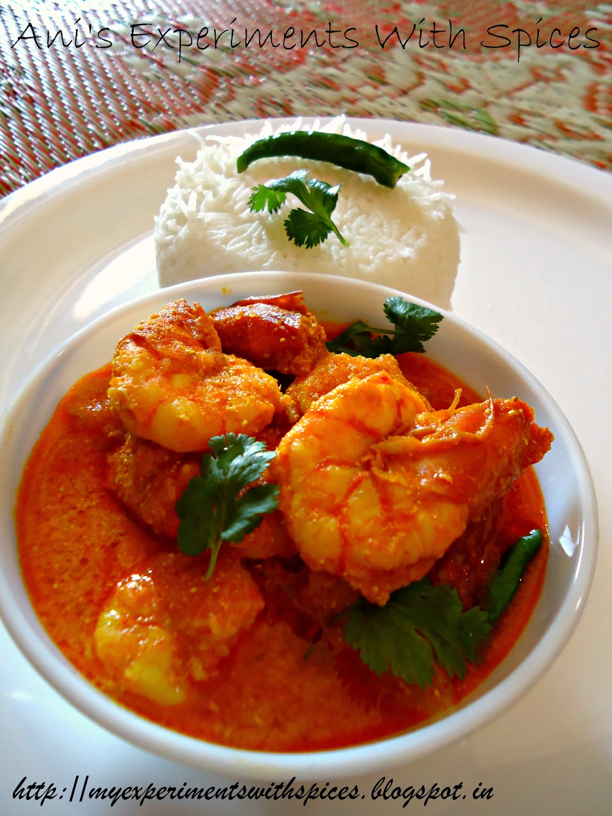 Ani's Experiments With Spices: Spicy Prawn Curry (Chingrir Jhal)