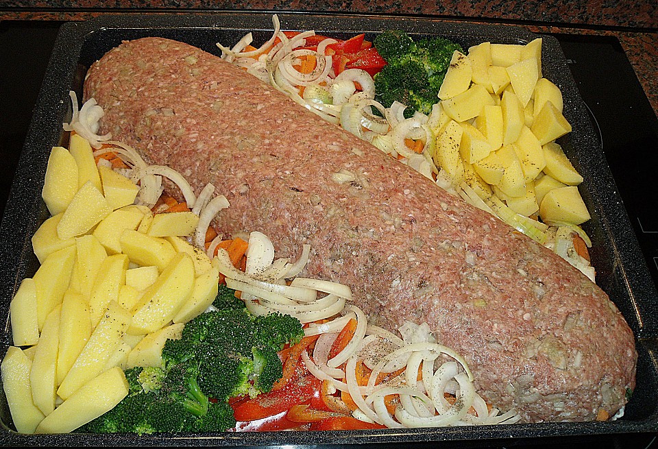 Backen - Kochen & Genießen: Hackbraten Roulade mit Spinat Backen - Kochen & Genießen: Hackbraten Roulade mit Spinat