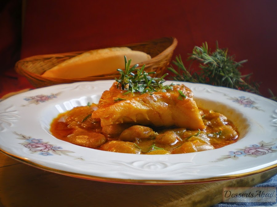 Potaje de pastores en el Pirineo {Fabes con bacalao a la esencia de romero}