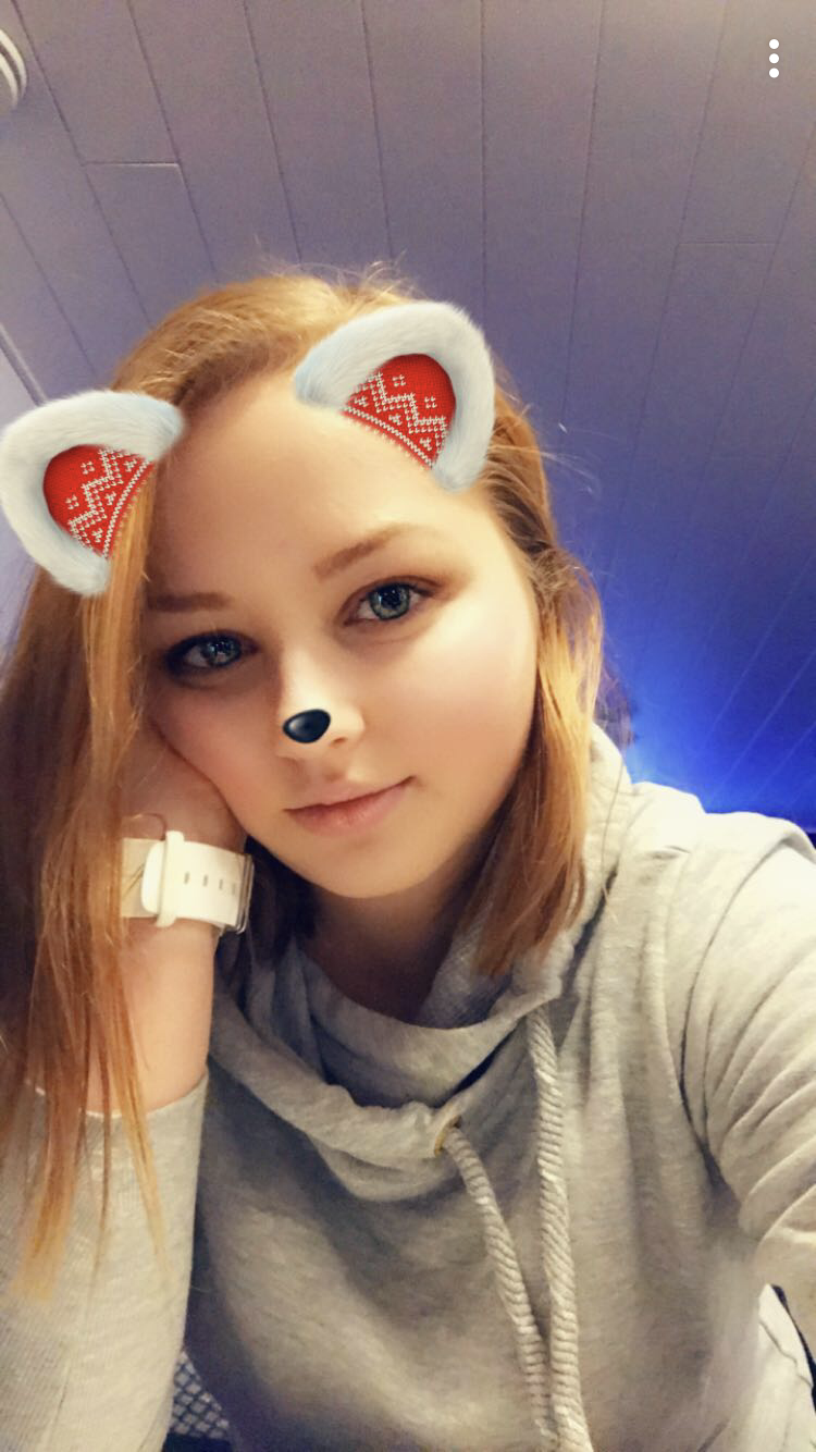 Jenna - 23 - Finland