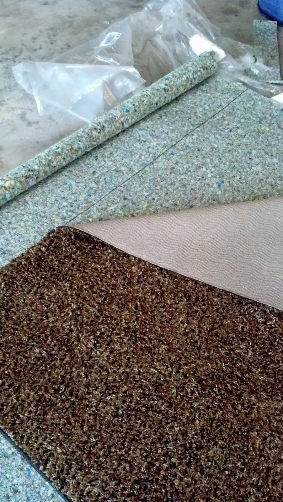 Fix Lovely How to make your area rugs extra cushy!