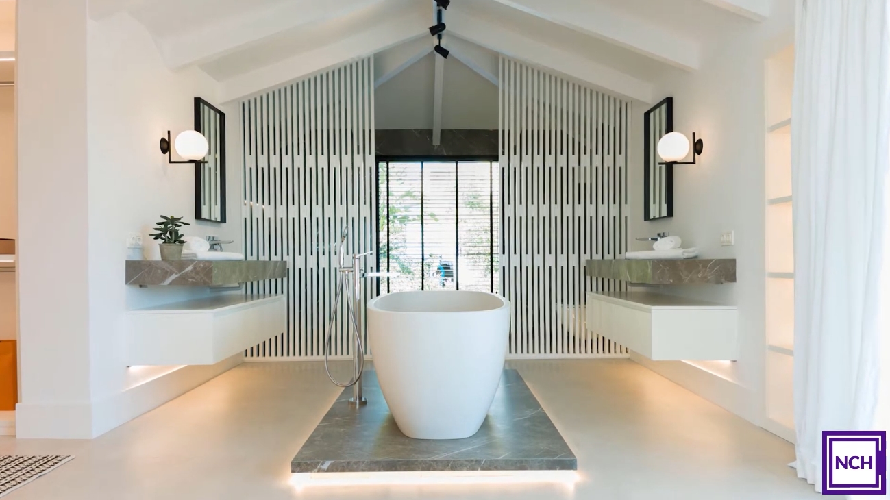 26 Photos vs. Contemporary Elegant Villa in Nueva Andalucía, Marbella - Luxury Home & Interior Design Tour 26 Photos vs. Contemporary Elegant Villa in Nueva Andalucía, Marbella - Luxury Home & Interior Design Tour