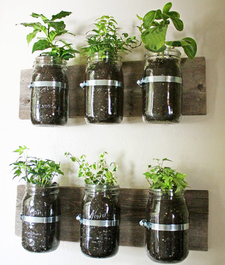 IDEAS PARA DECORAR CON BOTELLAS DE VIDRIO by artesydisenos.blogspot.com
