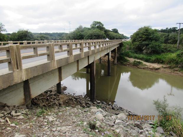 Ponte sobre o Rio Canoinhas Ponte sobre o Rio Canoinhas