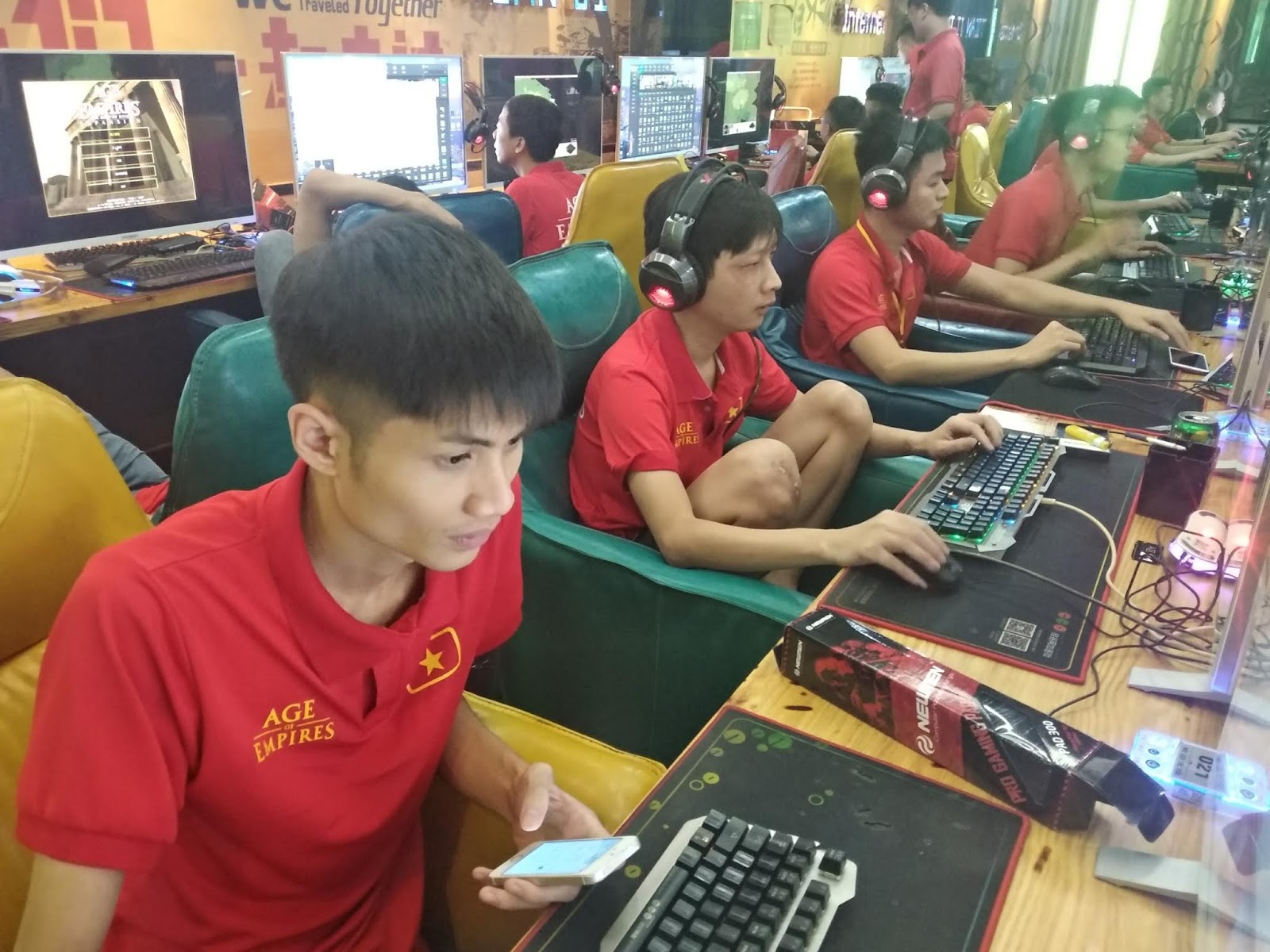 AoE Việt Trung 2018