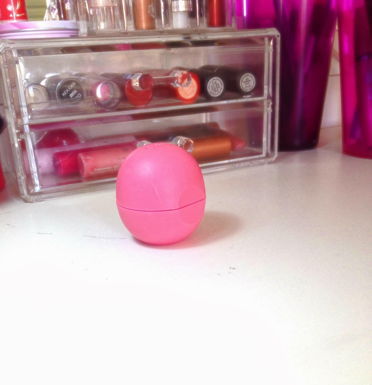 AMANDA SALVEGO RESENHALIP BALM EOS