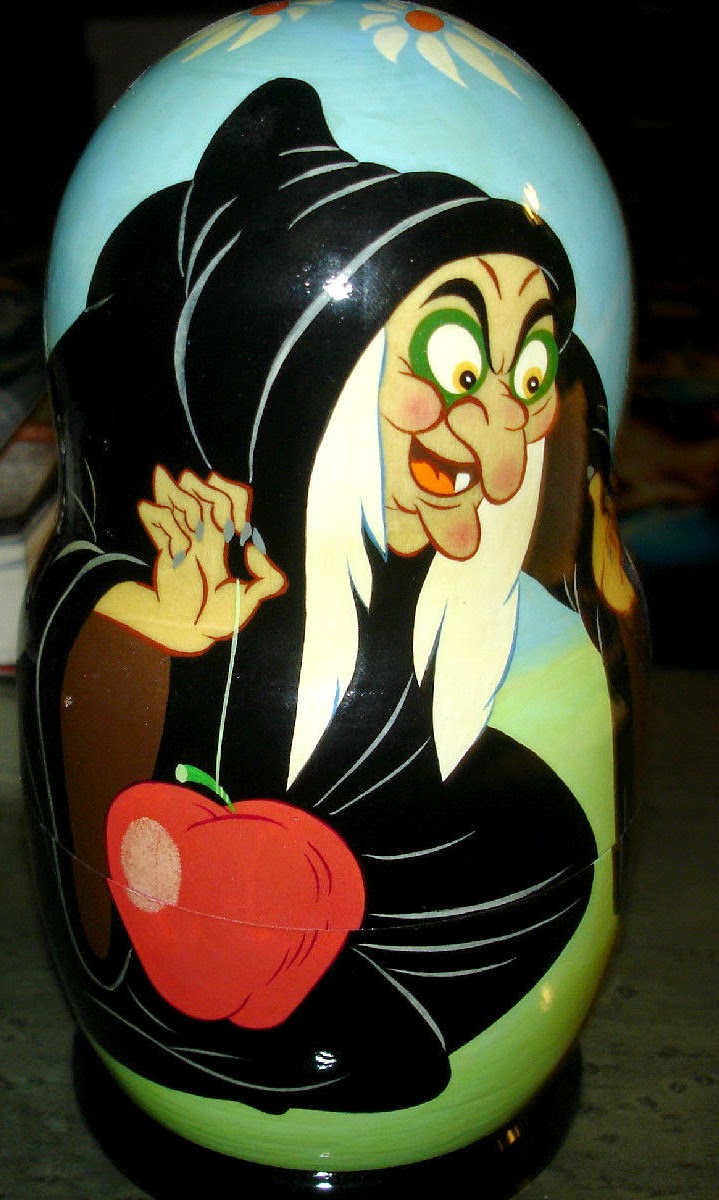 snow white nesting dolls