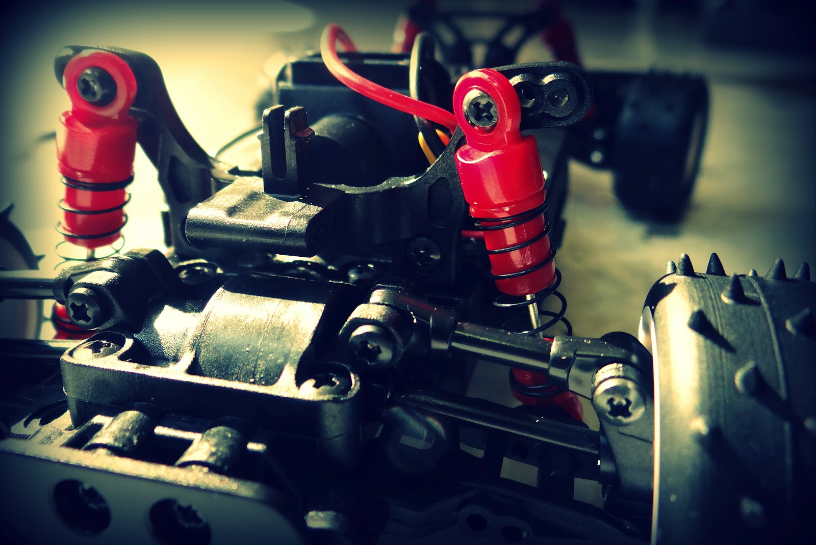 RC Kyosho Inferno VE, Mini Z, Traxxas Ken Block et les autres Mini Z Buggy préparation des