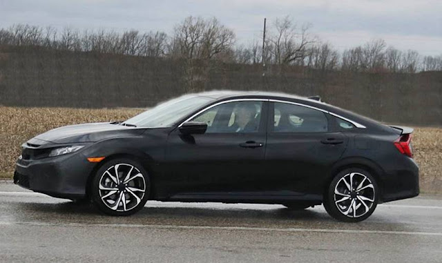 2017 Honda Civic Si Sedan with Four Doors and Medium Spice Level