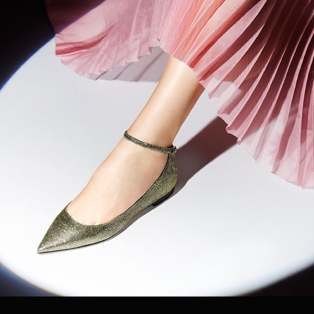 20 YEARS OF JIMMY CHOO: Shop the ‘Memento’ Collection ballerine