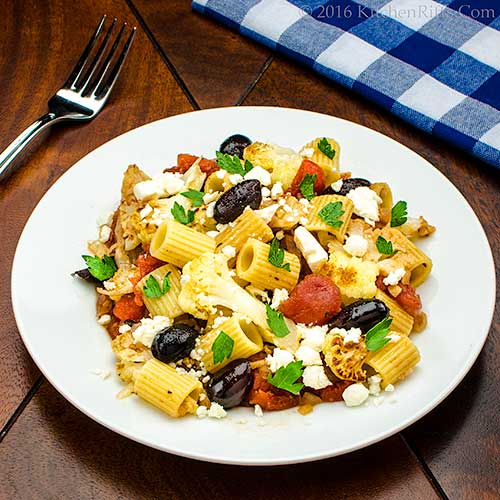Pasta with Cauliflower and Olives